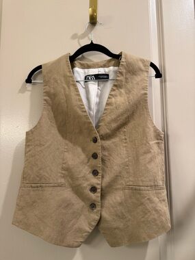 Zara Women's Beige Linen-Blend Button Vest